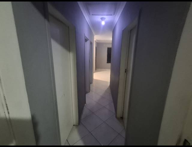 3 BEDROOM FREEHOLD TO LET IN CLAYVILLE